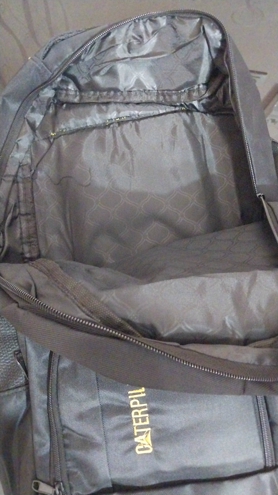 کوله پشتی برزنت CAT