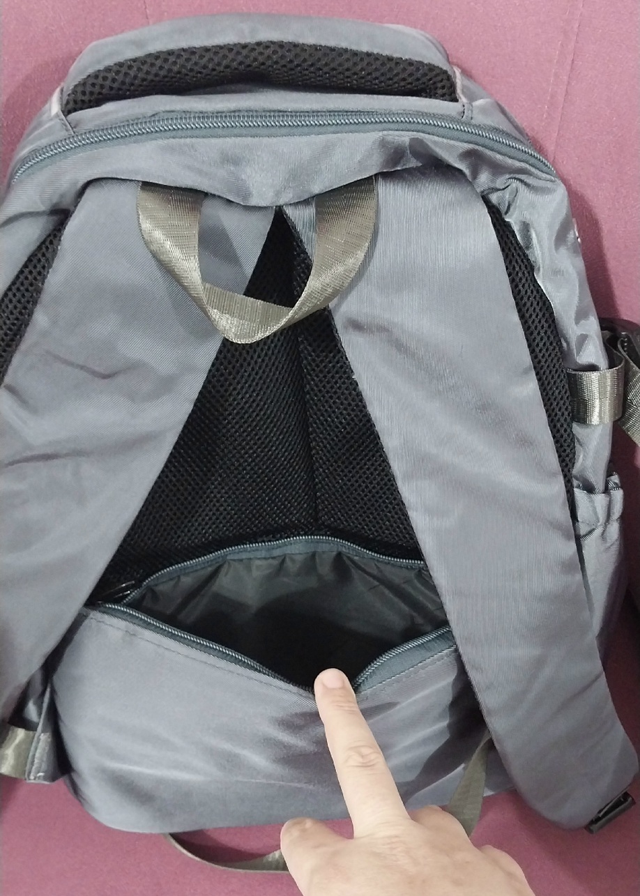 کیف دانشجویی تسلا