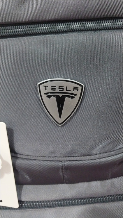 کوله پشتی تسلا