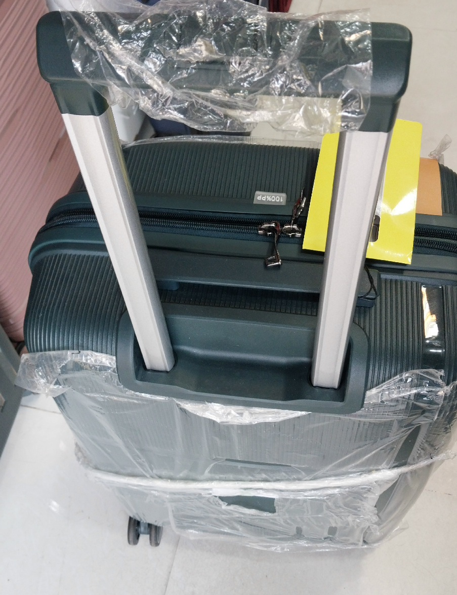 چمدان مسافرتی سبز