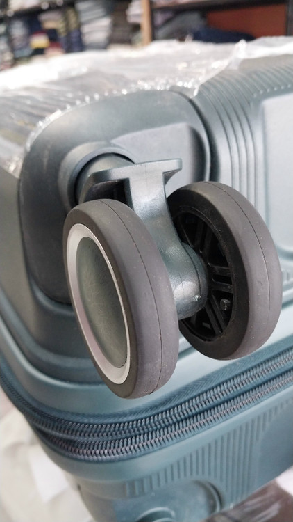 خرید چمدان مسافرتی نشکن